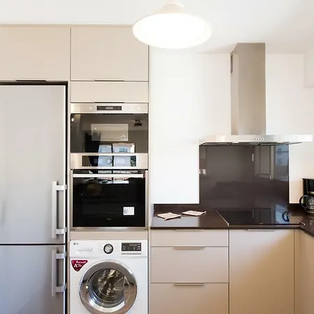 Apartment 2 Bedrooms At 200 Meters From La Croisette - Vaneau Cote D'azur *